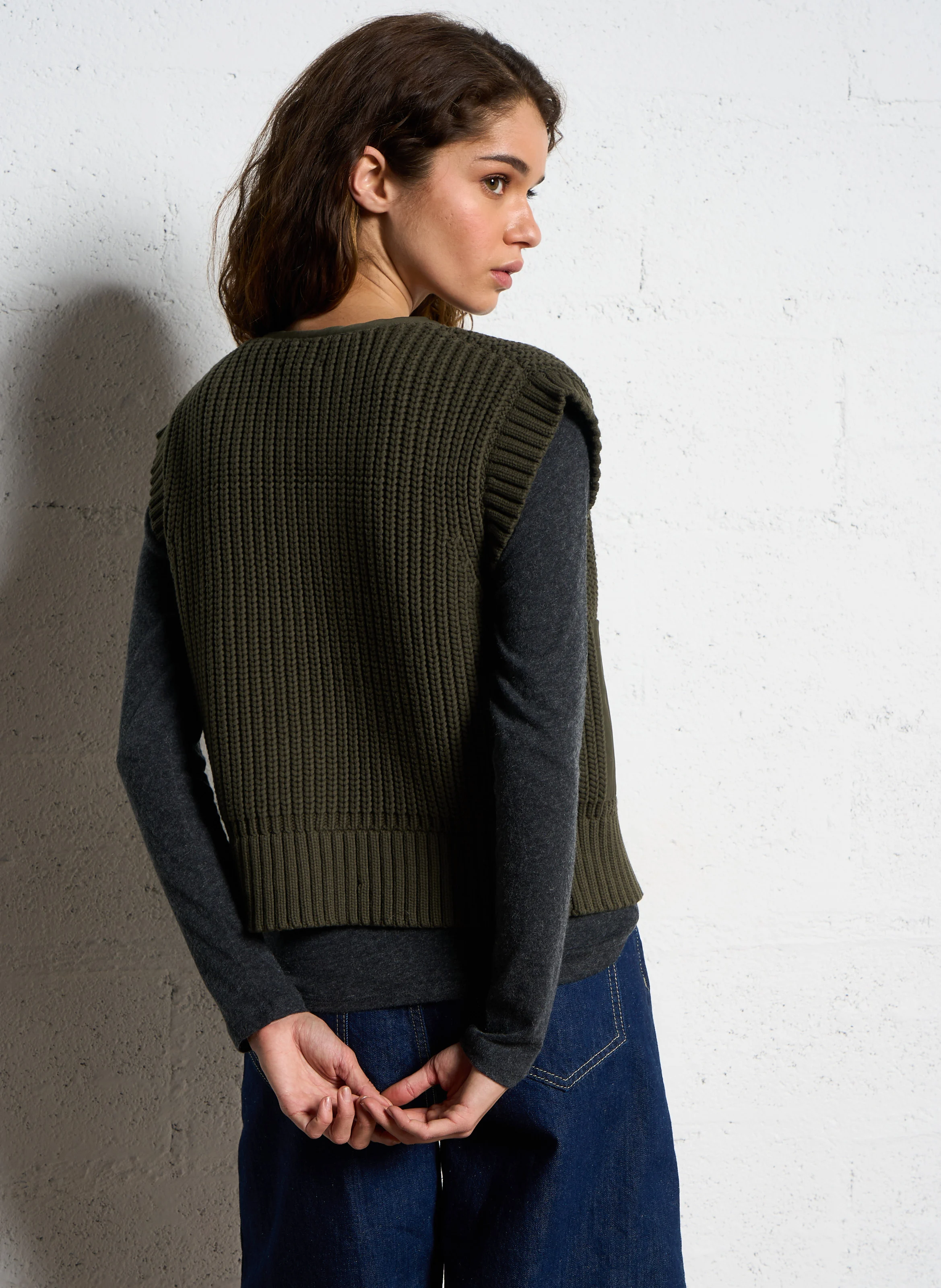 LAURENA - Gilet col rond en coton melangé | Vert