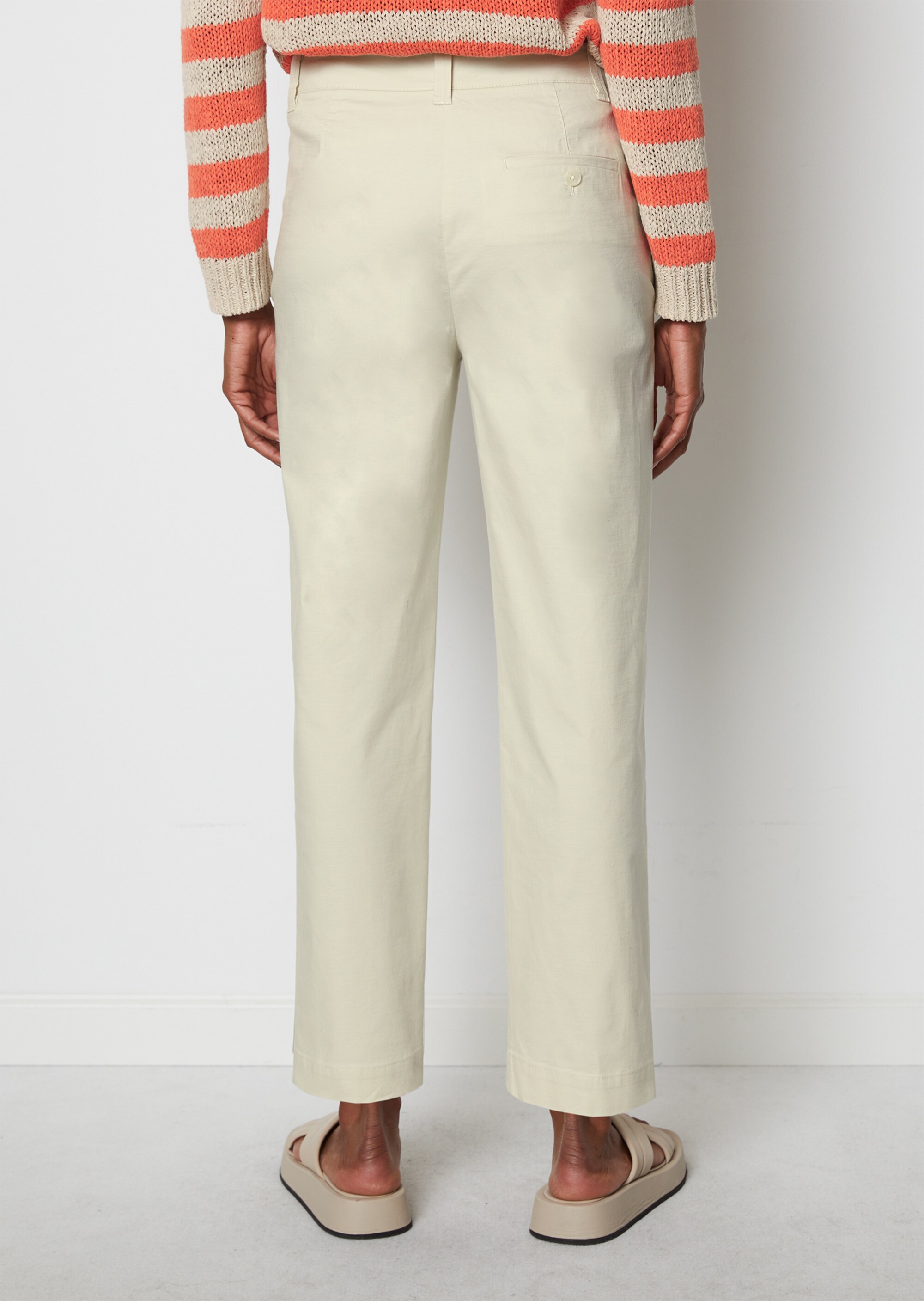 Chino Modell RIMKA taperedaus Organic-Cotton-Hanf-Mix