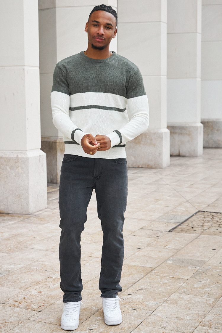 Pull en laine à rayures kaki et blanc