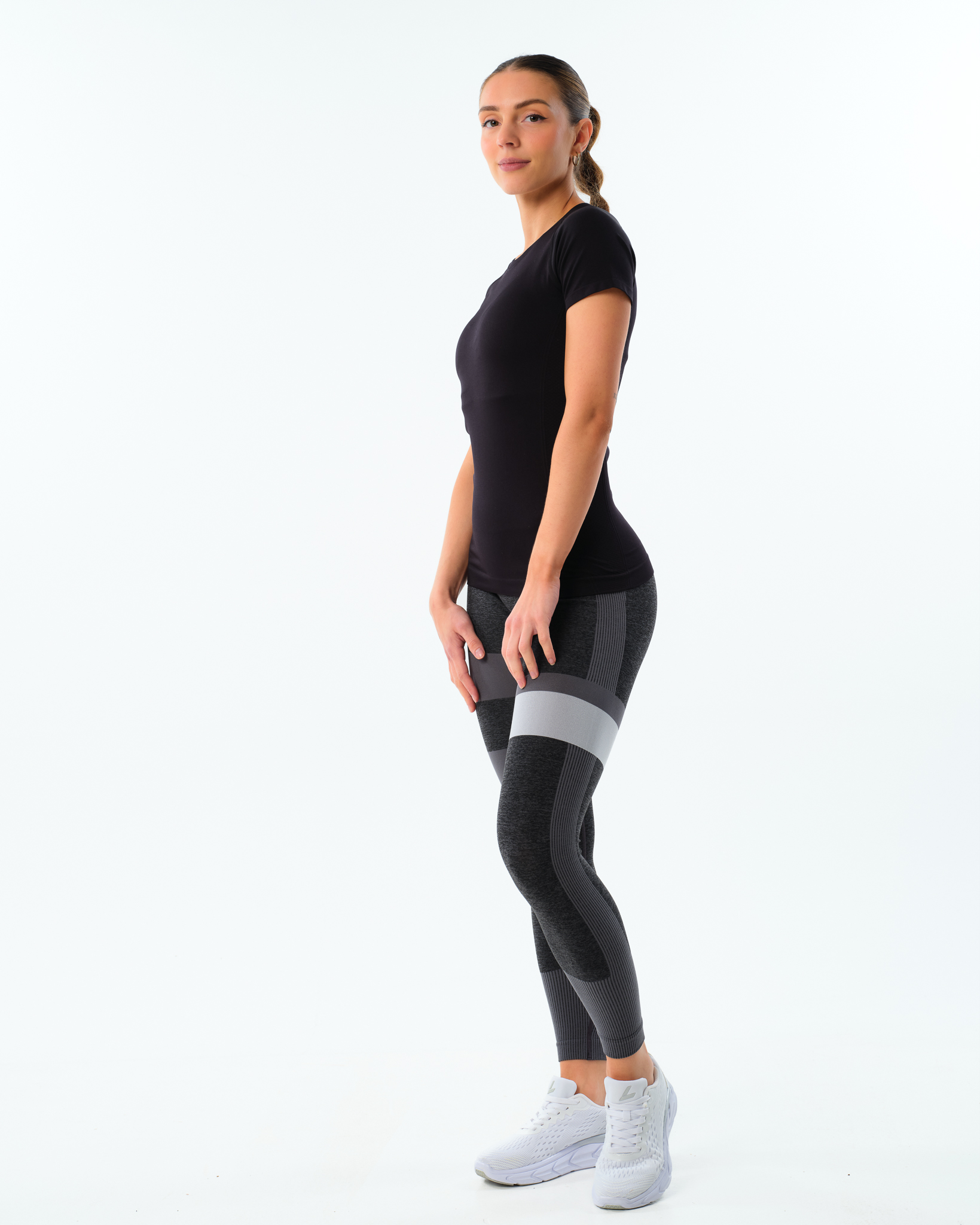 LEVITY Gravity Seamless Tights Black