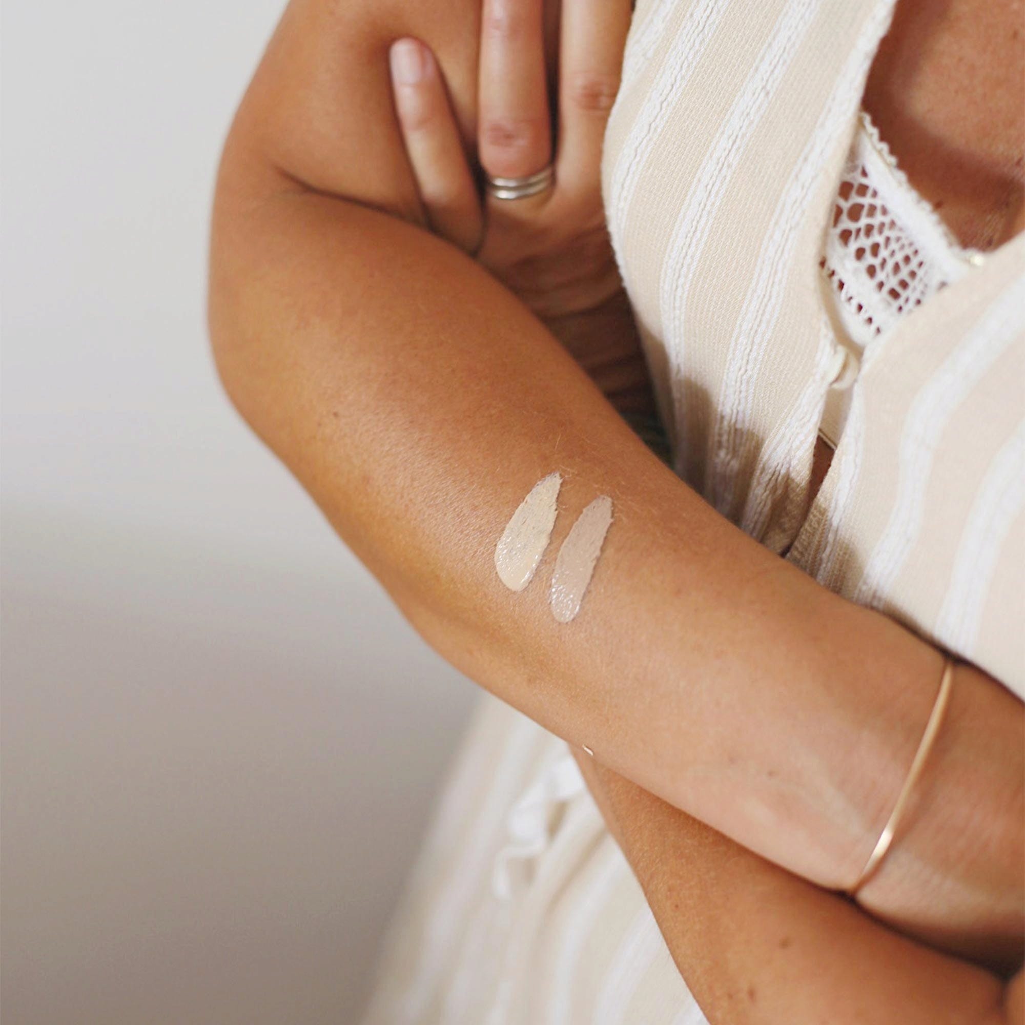 Omum  Ma Protection Joli Teint Tinted Moisturiser SPF 50, Sable (40 ml)