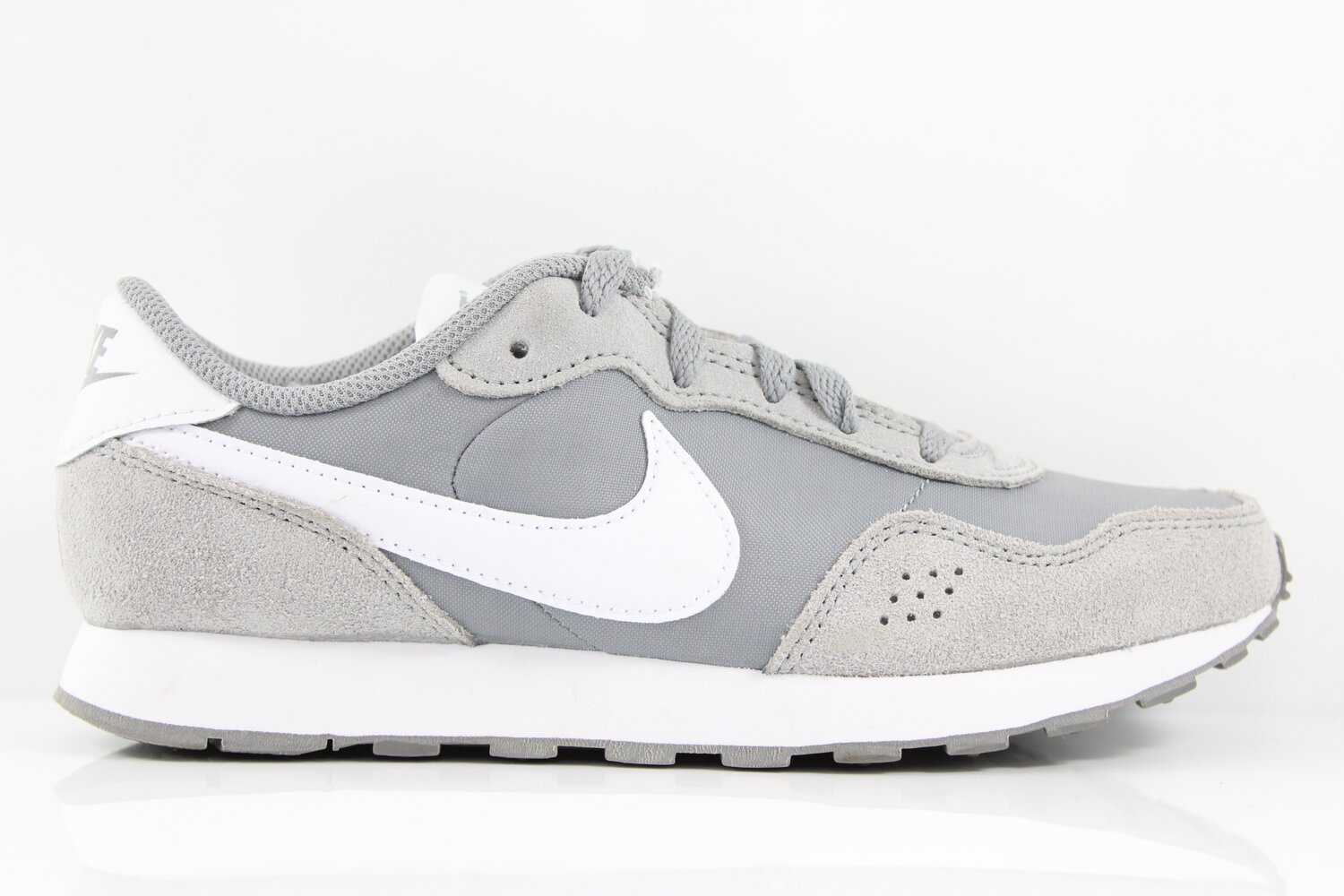 Nike Sneaker
