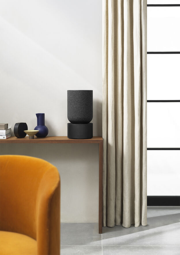 Bang & Olufsen Beosound Balance Multi room speaker Black oak