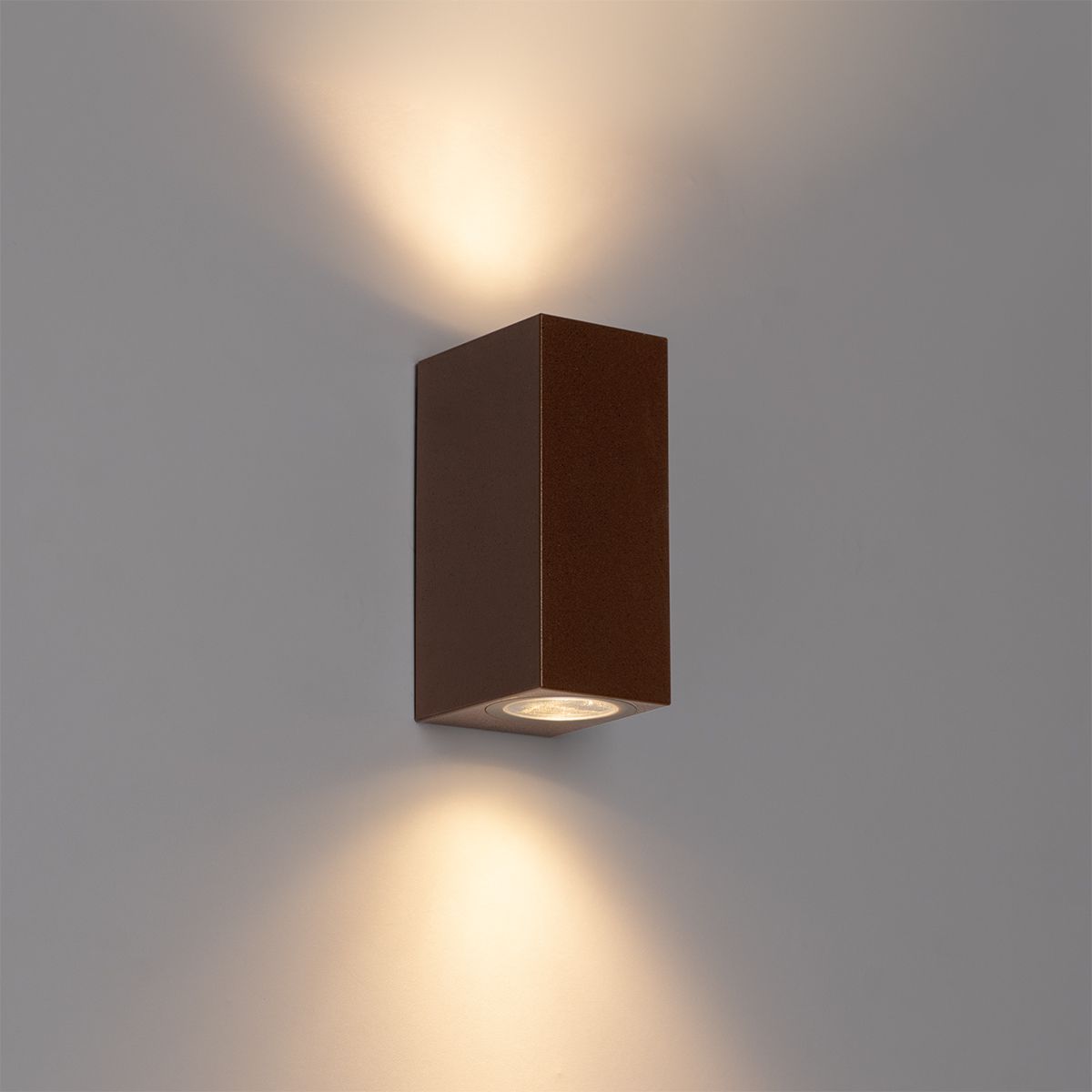 Moderne buiten wandlamp roestbruin kunststof 2-lichts - Baleno