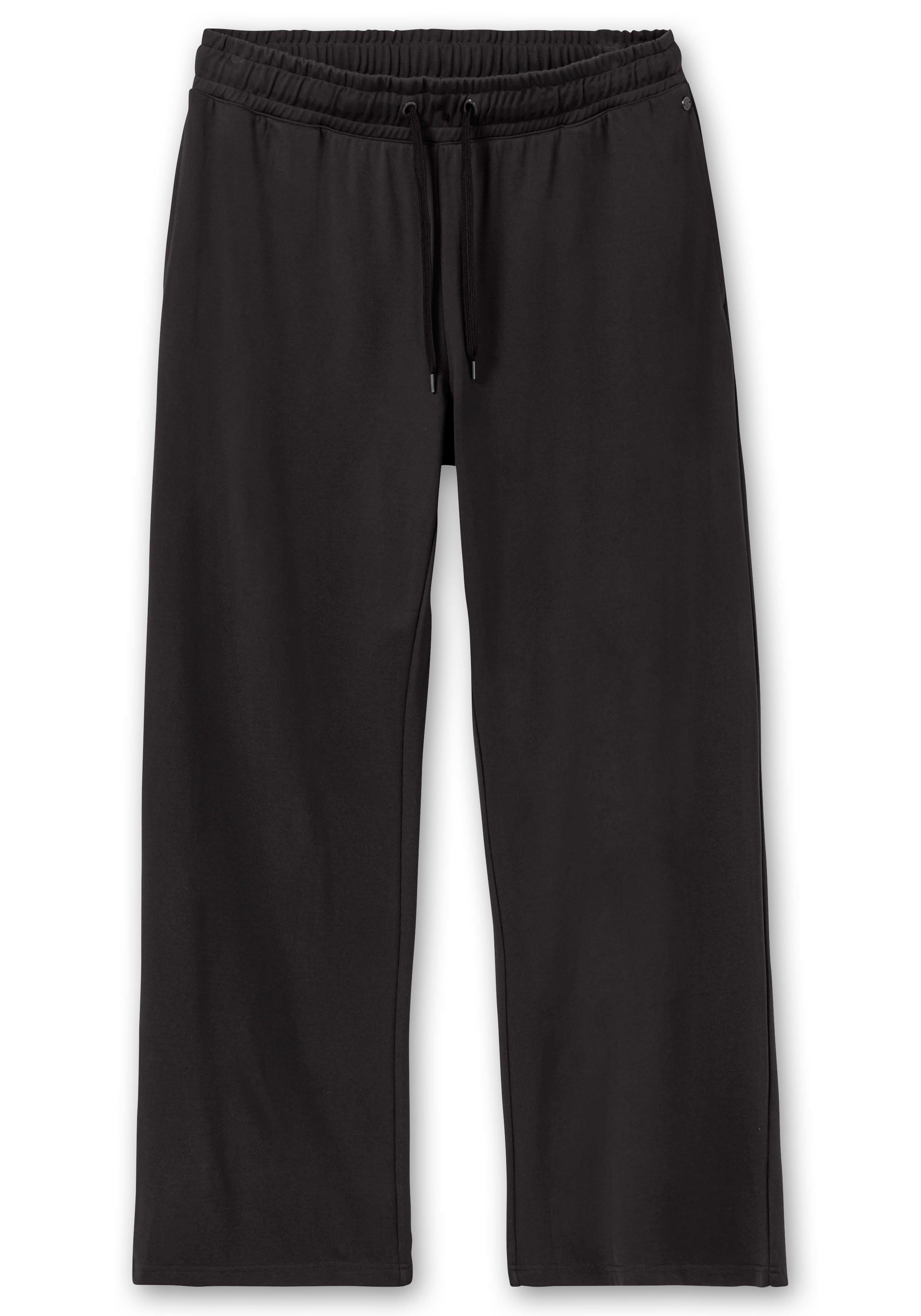 Sporthose aus Funktionsmaterial, mit Gummibund