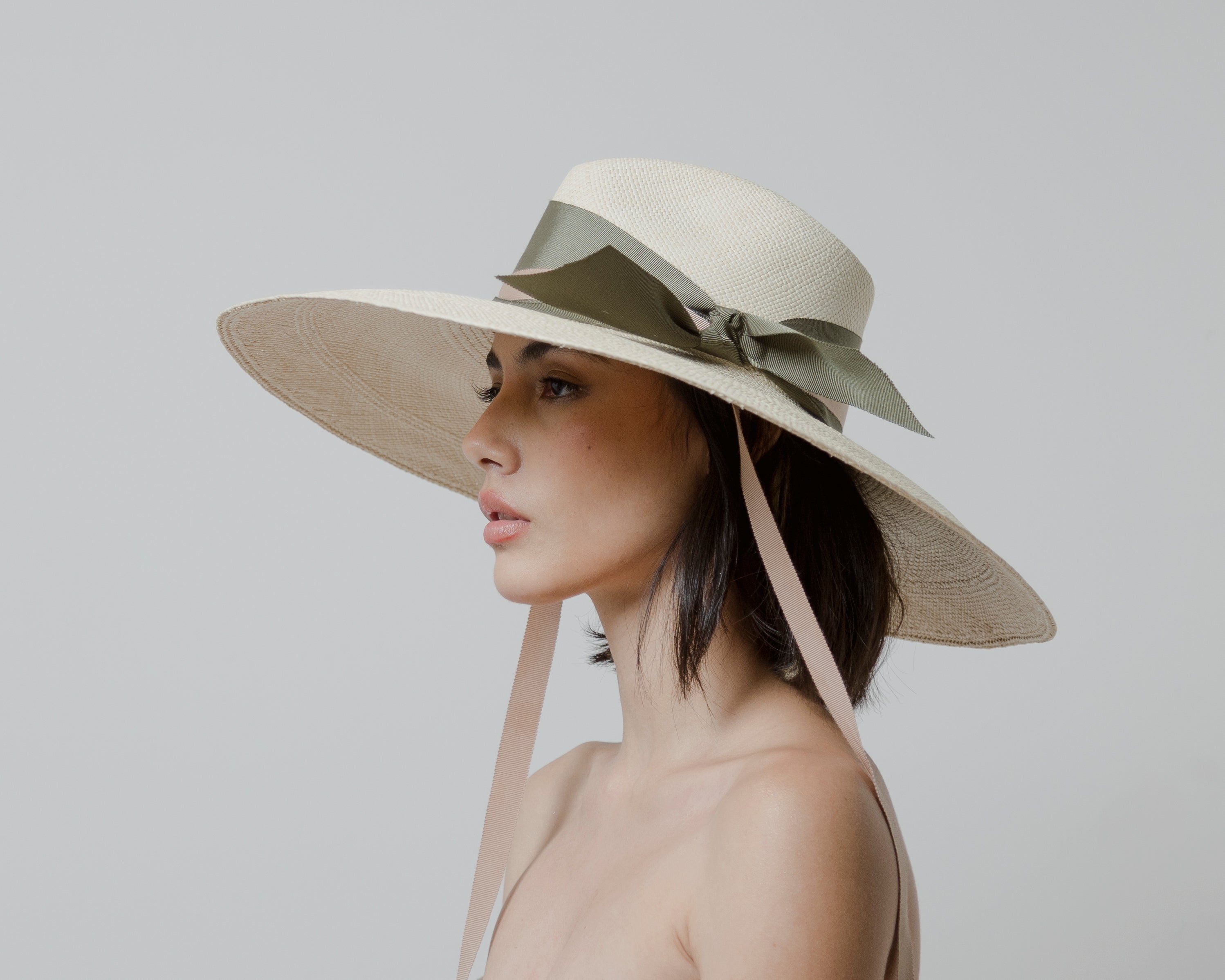 Chapeau Aguacate à bord extra long