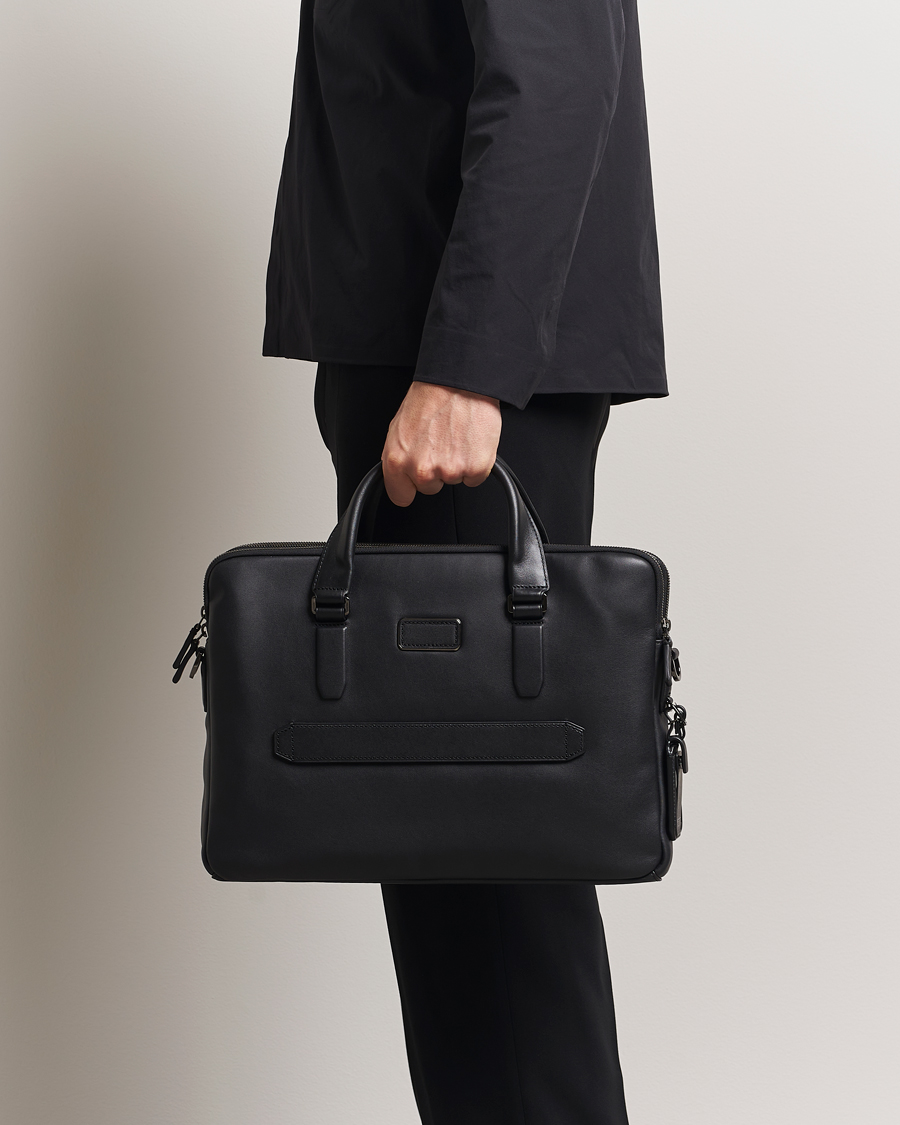 TUMI Harrison Sycamore Slim Leather Brief Black
