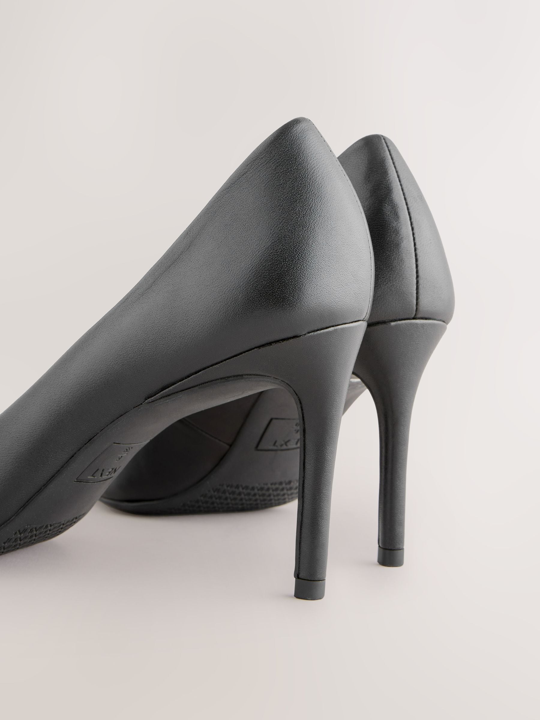 Zwart - Leren mid-court pumps