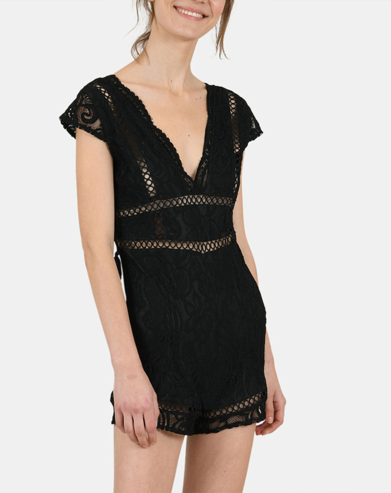 Molly Bracken Combinaison short unie & dentelle ajourée noire