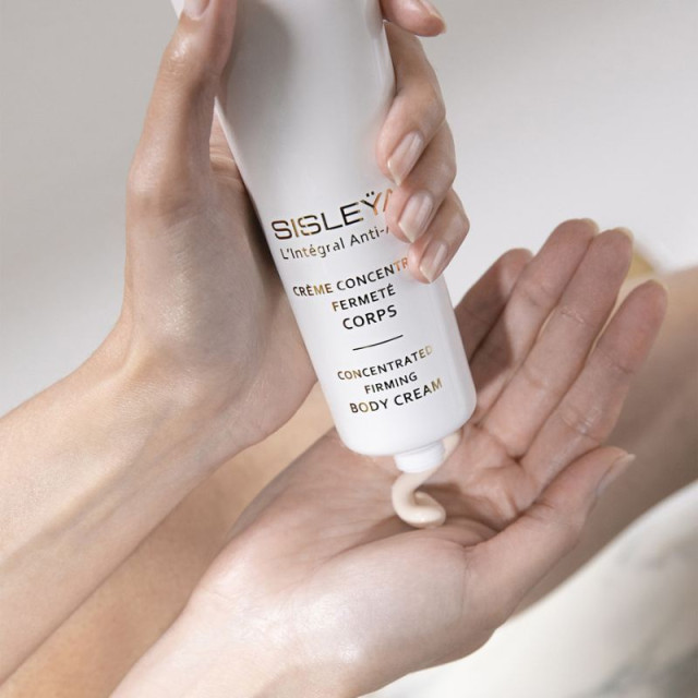 Sisleÿa l'intégral anti-âge fermeté SISLEY