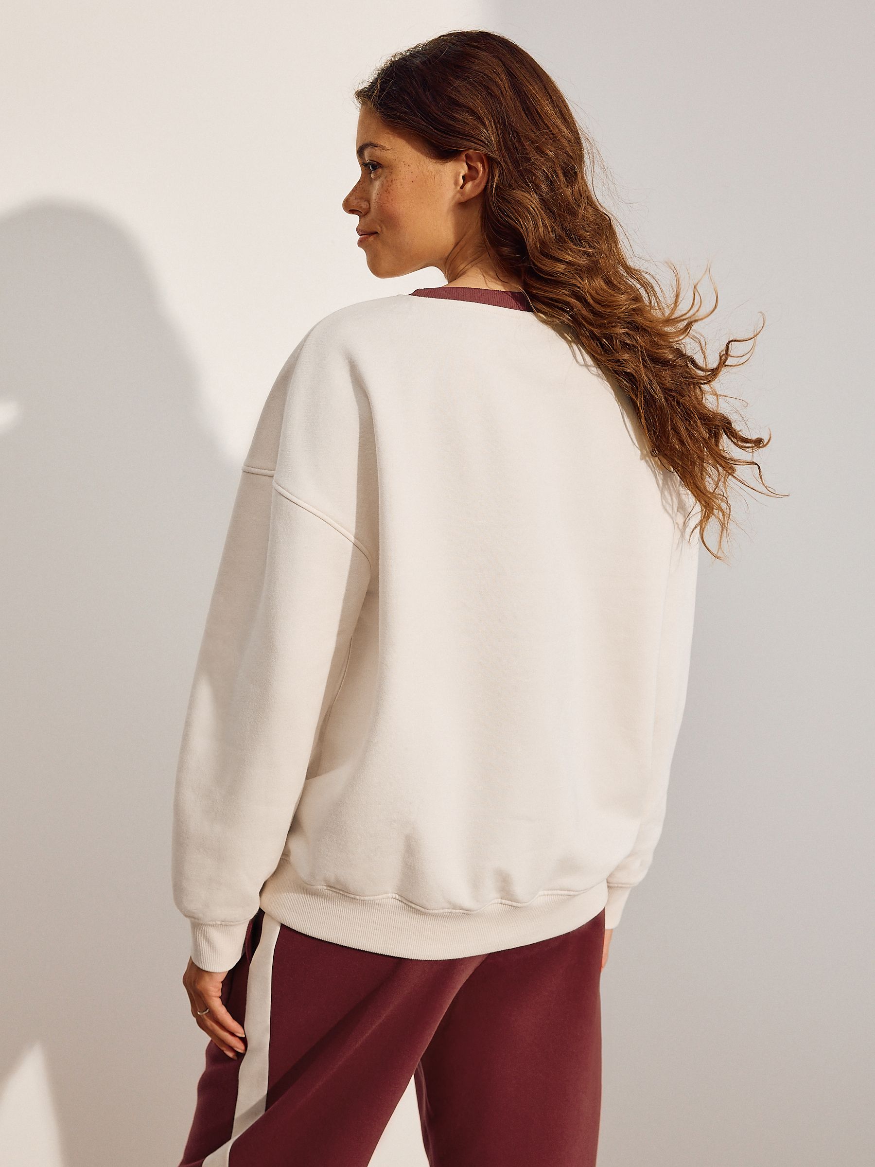 Crème - Maternity Graphic Sweatshirt
