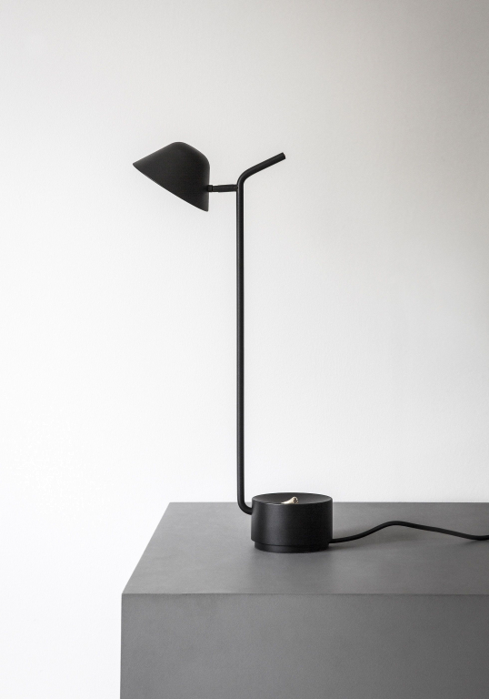 Audo Copenhagen Peek bureaulamp LED zwart