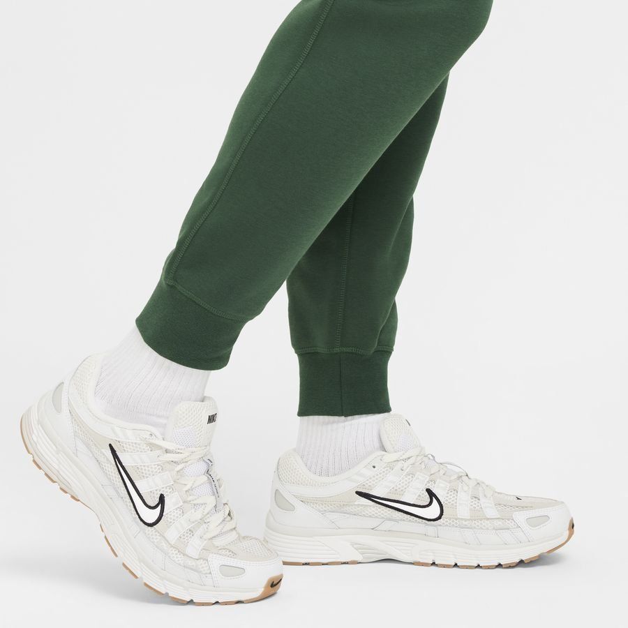 Nike Club Fleece