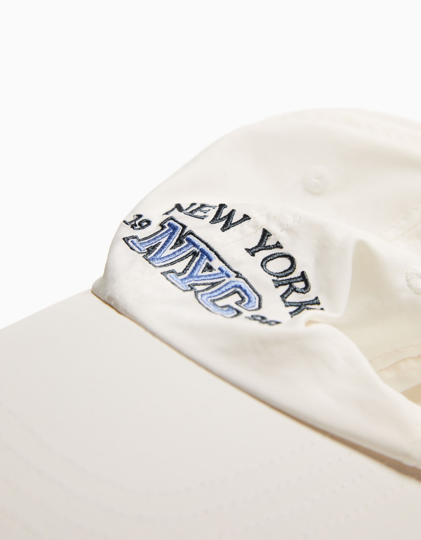 Boné de Nova York com nylon