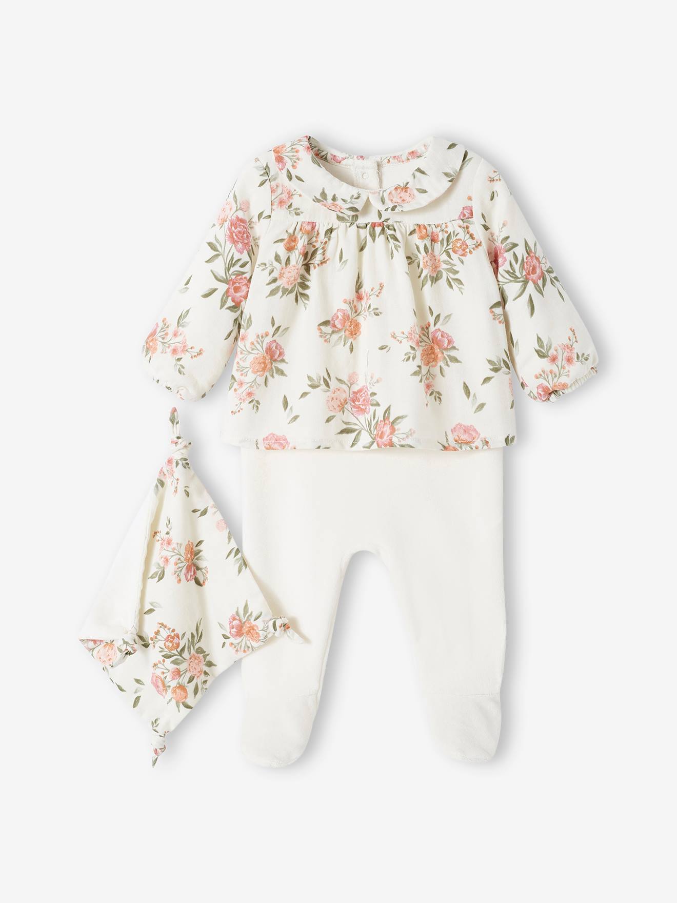Pijama de bebê em algodão e chiffon de veludo com duudou bege combinando.