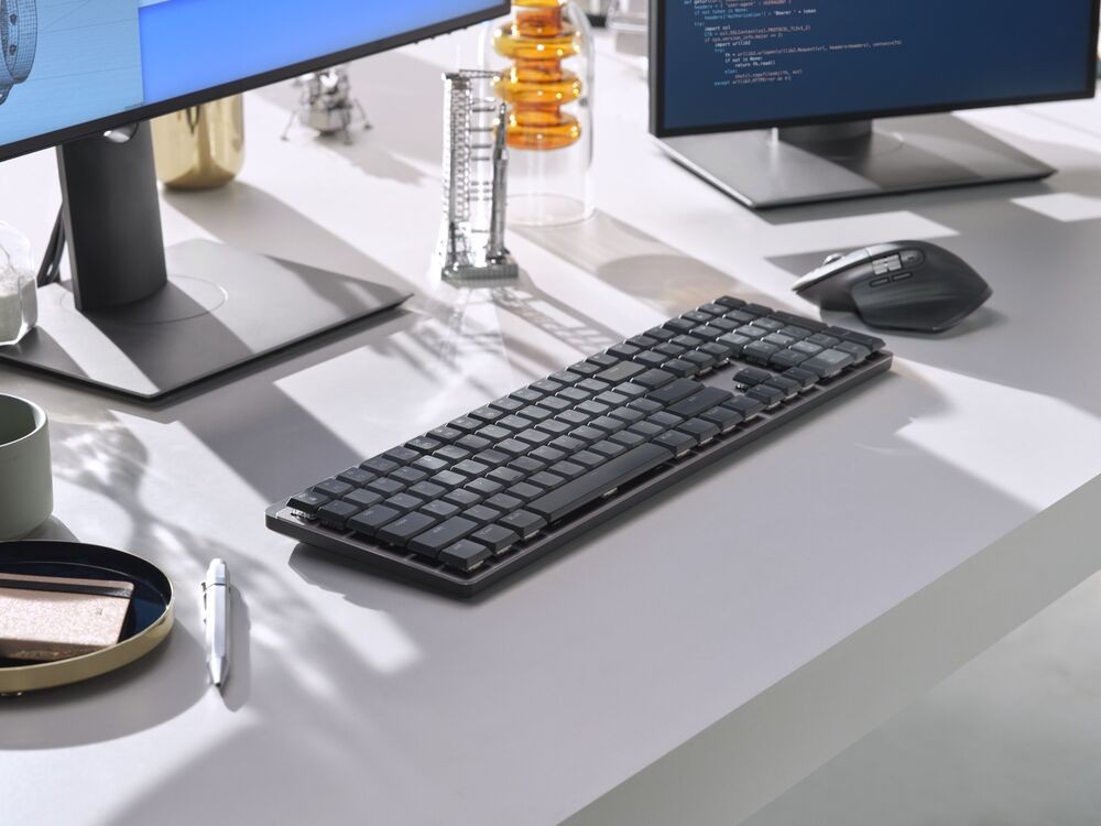 Logitech - MX Mechanical Wireless Illuminated Keyboard - Nordic - Tactile Switch