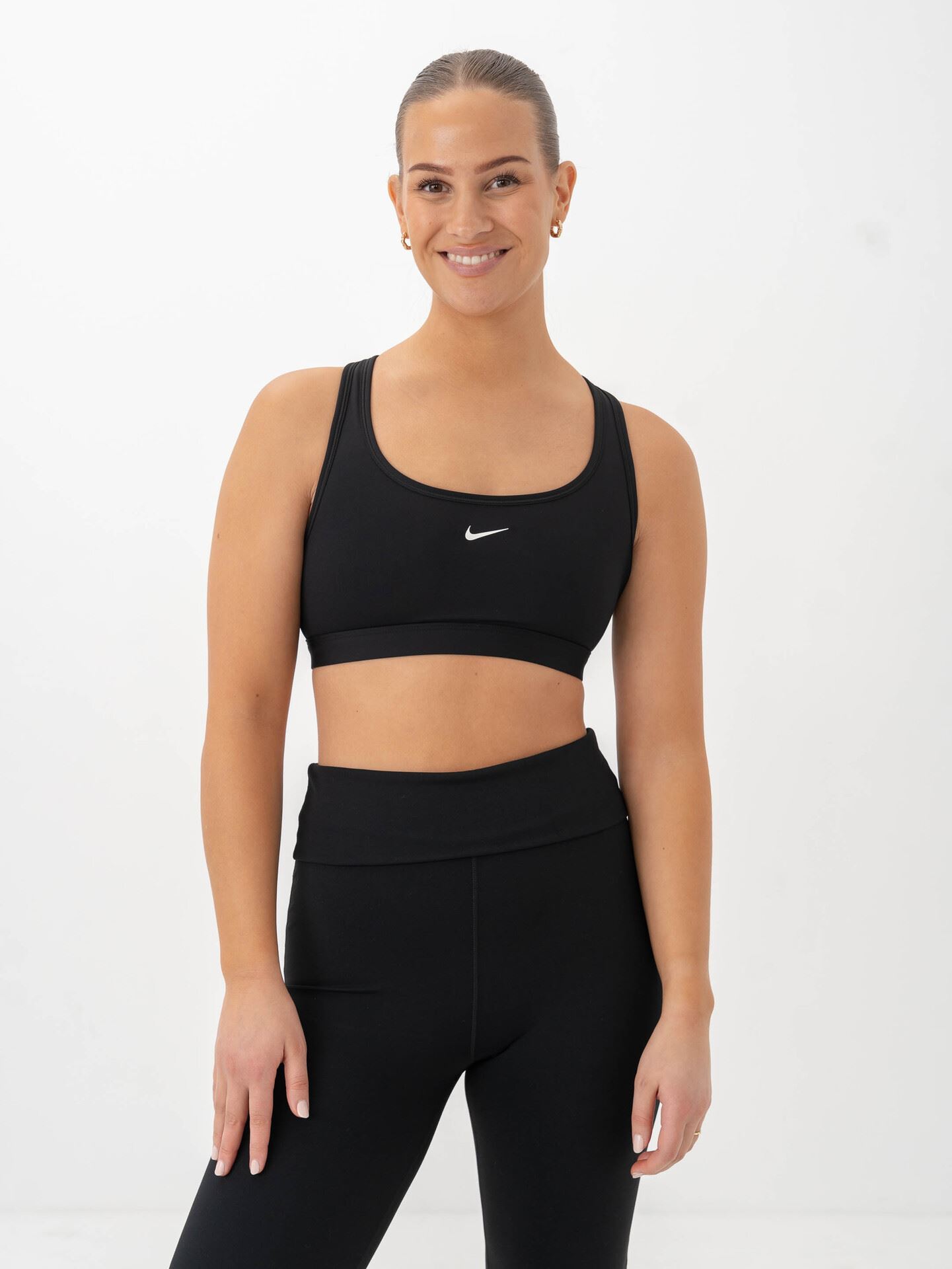 Swoosh Light Support Non-Padded Sports Bra