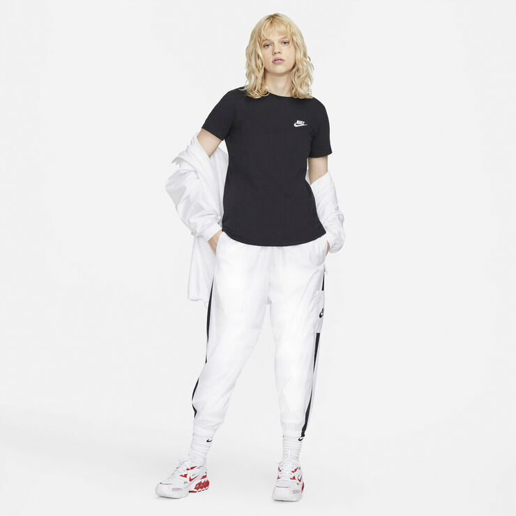 Nike Sportswear Club T Shirt Sort