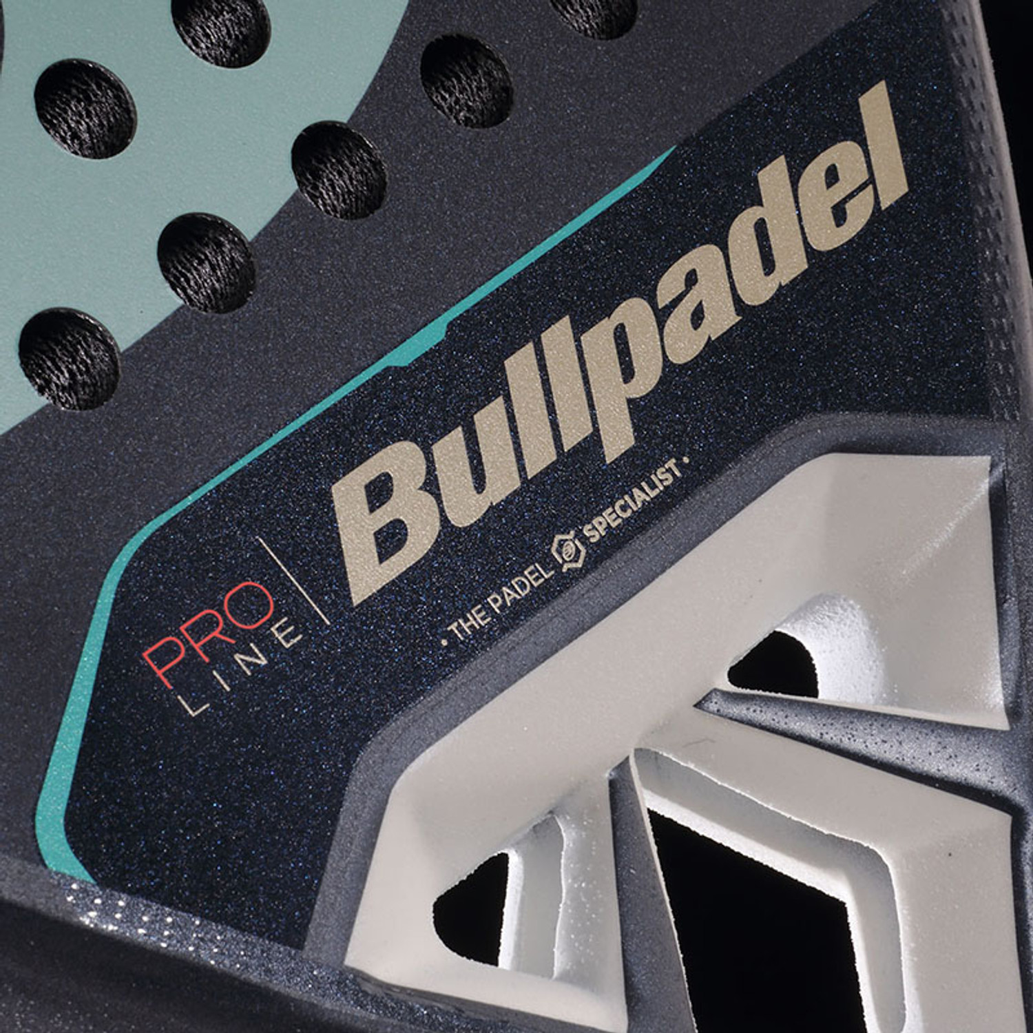 Bullpadel Vertex 04 W 24 + Tas