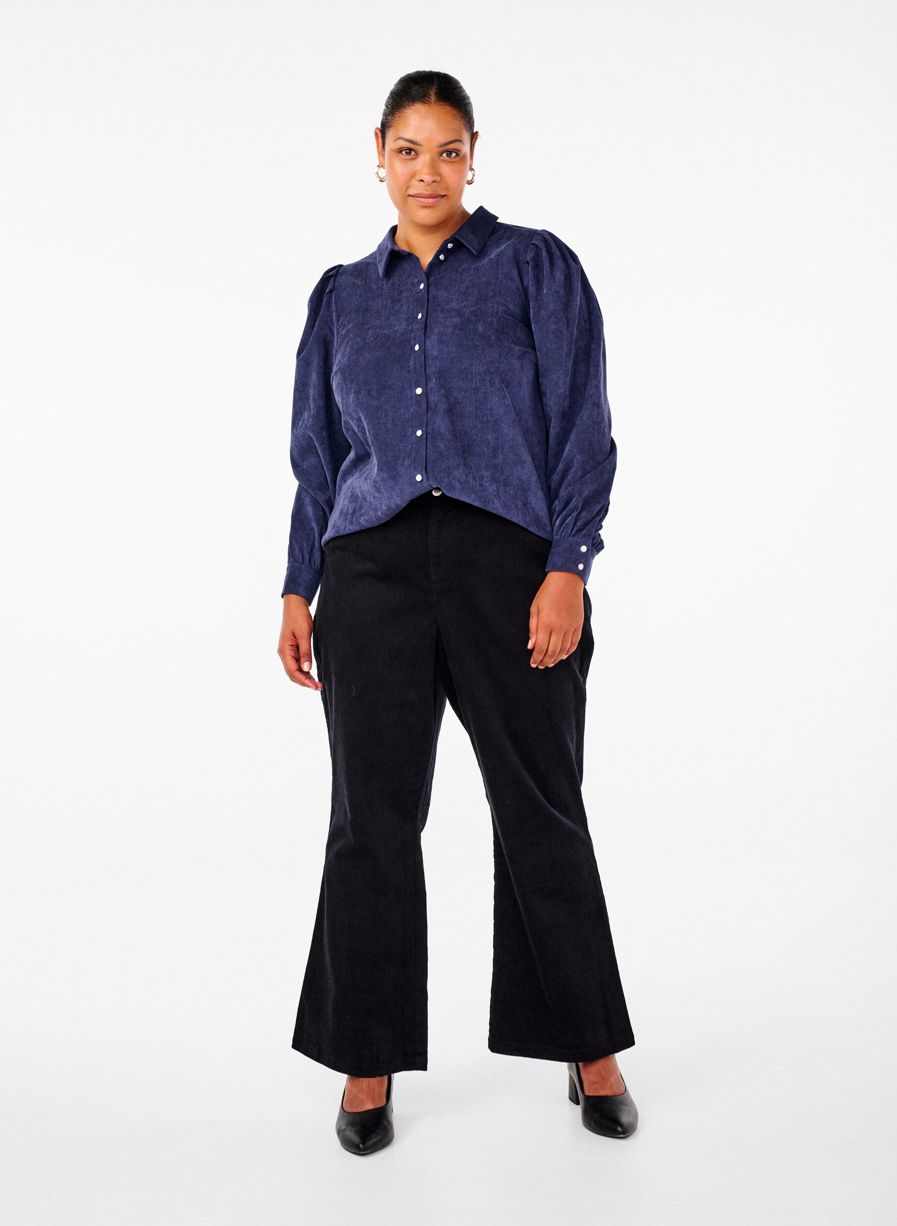 Fløjlsbukser med bootcut og høj talje