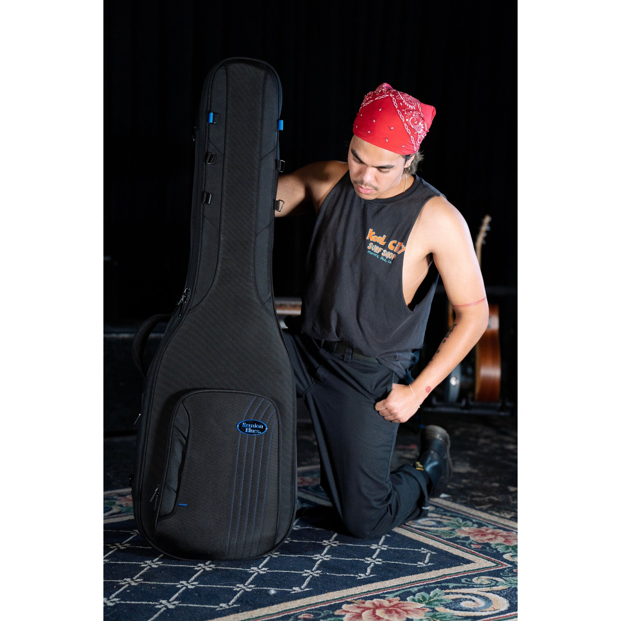Reunion Blues RBC232B Continental Expedition Double Bass softcase voor 2 elektrische basgitaren