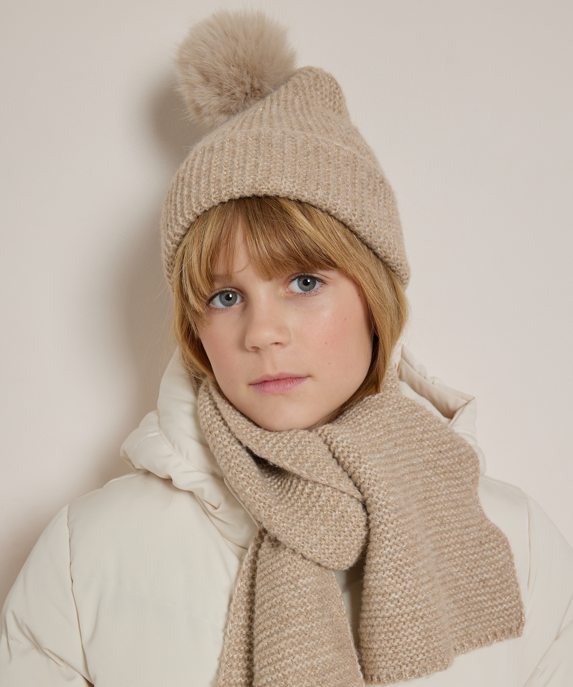 glitter beanie pompom