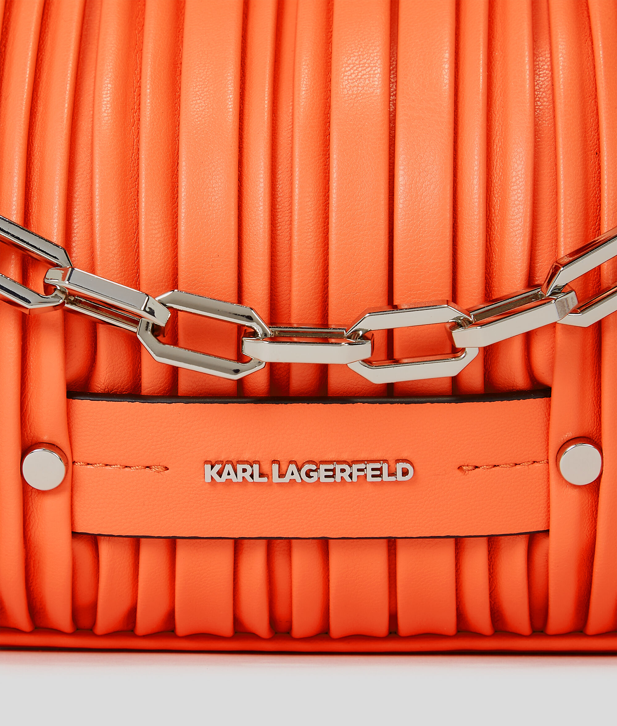 SAC PORTÉ ÉPAULE K/KUSHION AVEC POIGNÉE NOUÉE