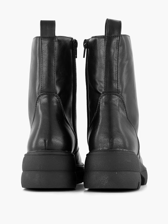 Claudia Ghizzani Veterboot