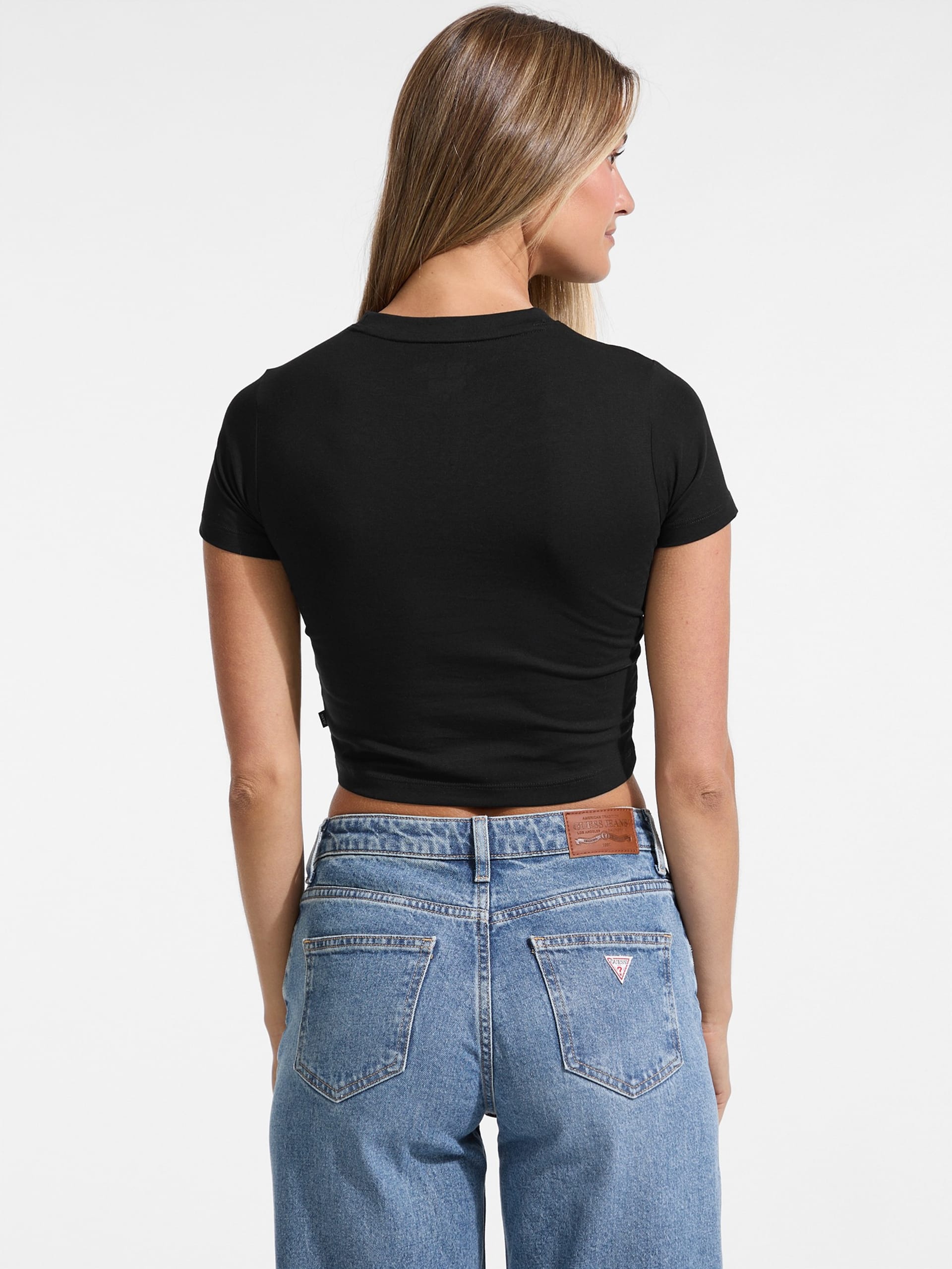 Camiseta infantil com logo