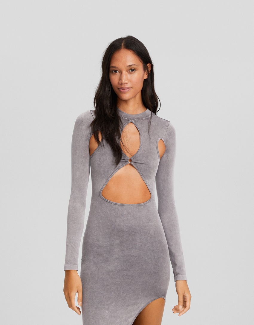 Vestido midi de manga comprida com efeito desbotado e recortes sem costura.