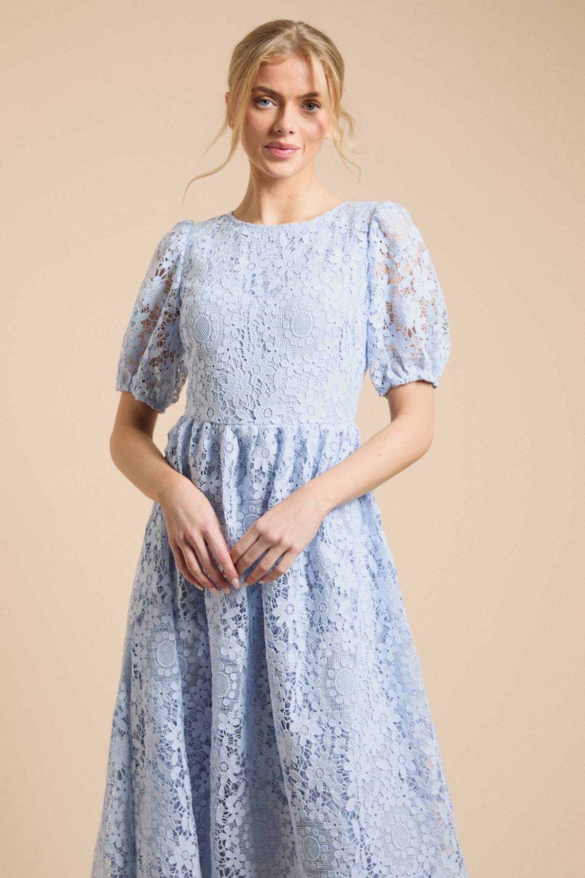 Oasis Robe Mi-longue Premium En Dentelle Florale À Manches Bouffantes