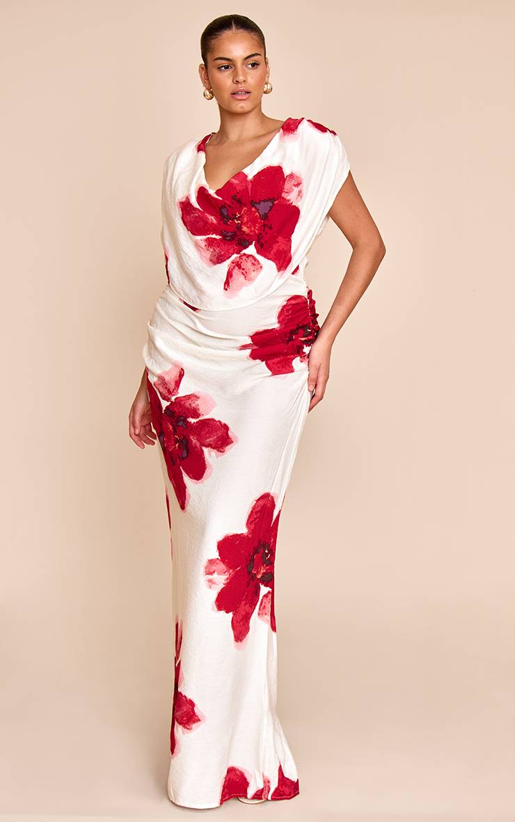 Rouge Robe Maxi Grande Taille À Imprimé Avec Détail Drapé Froncé Et Col Bénitier Extrême