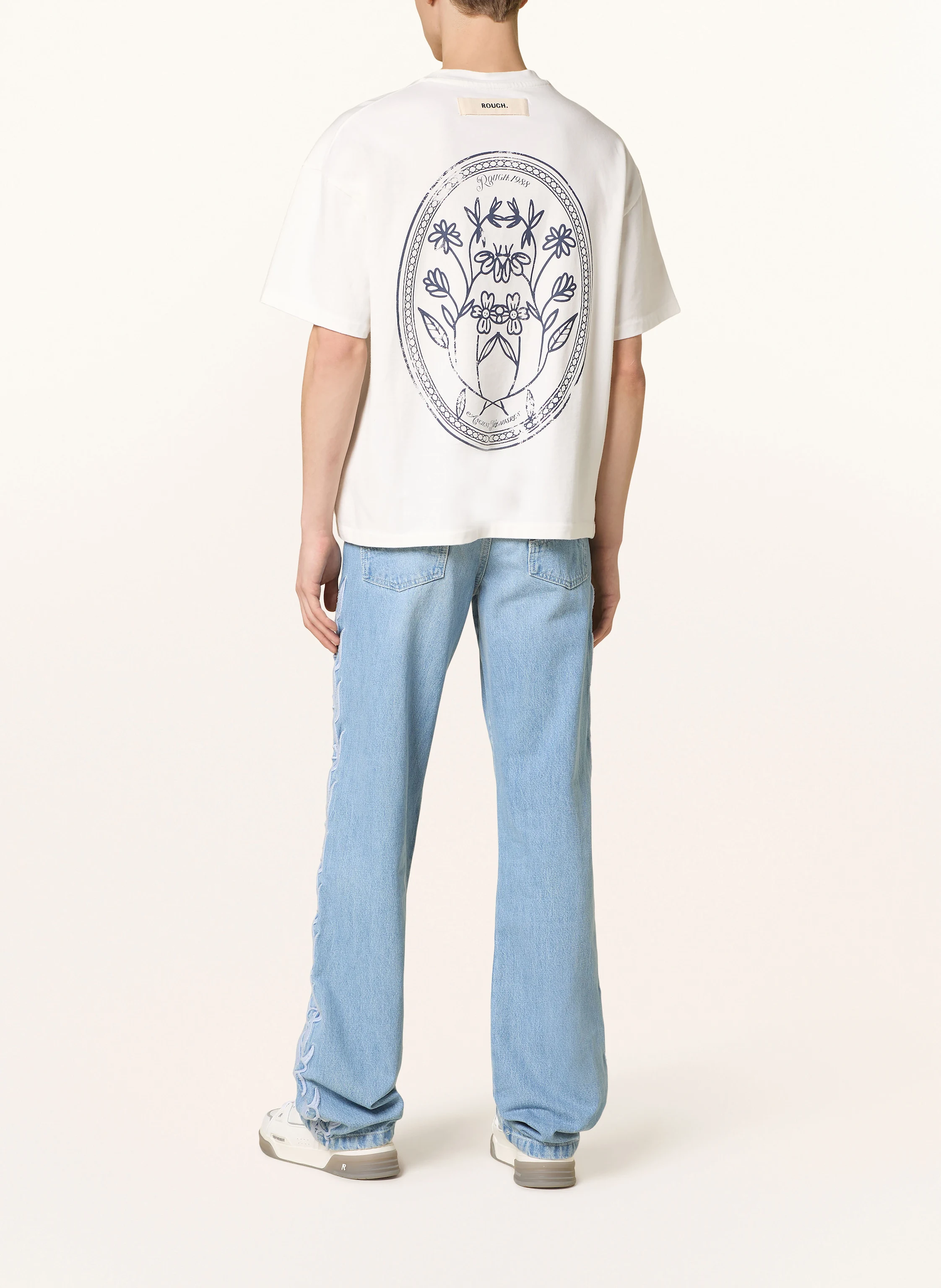 rough. T-Shirt