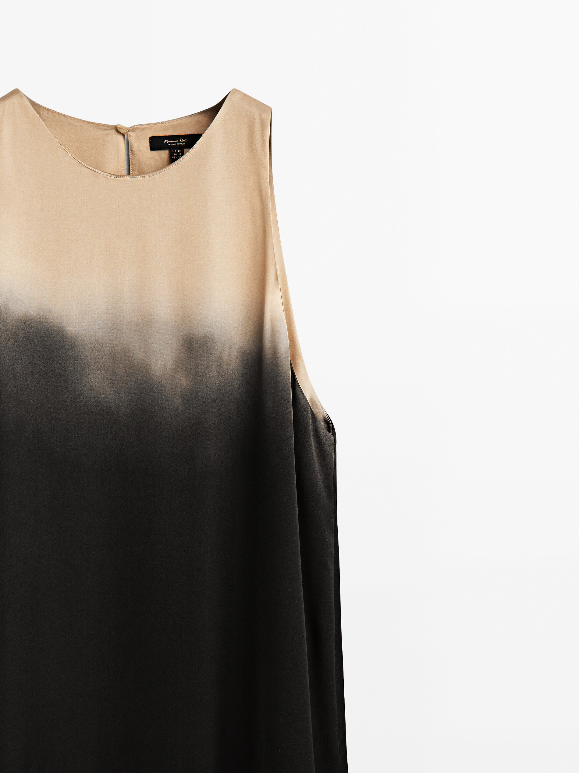 Vestido amplo fumado sem manga - PRETO