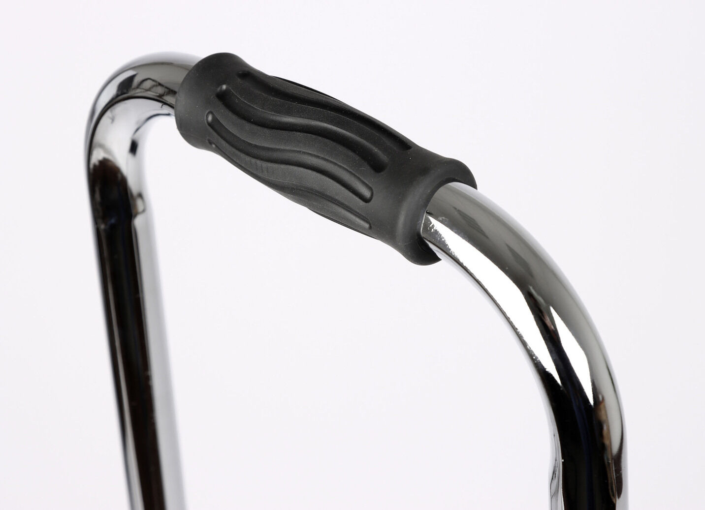 Trittstufe mit Haltegriff