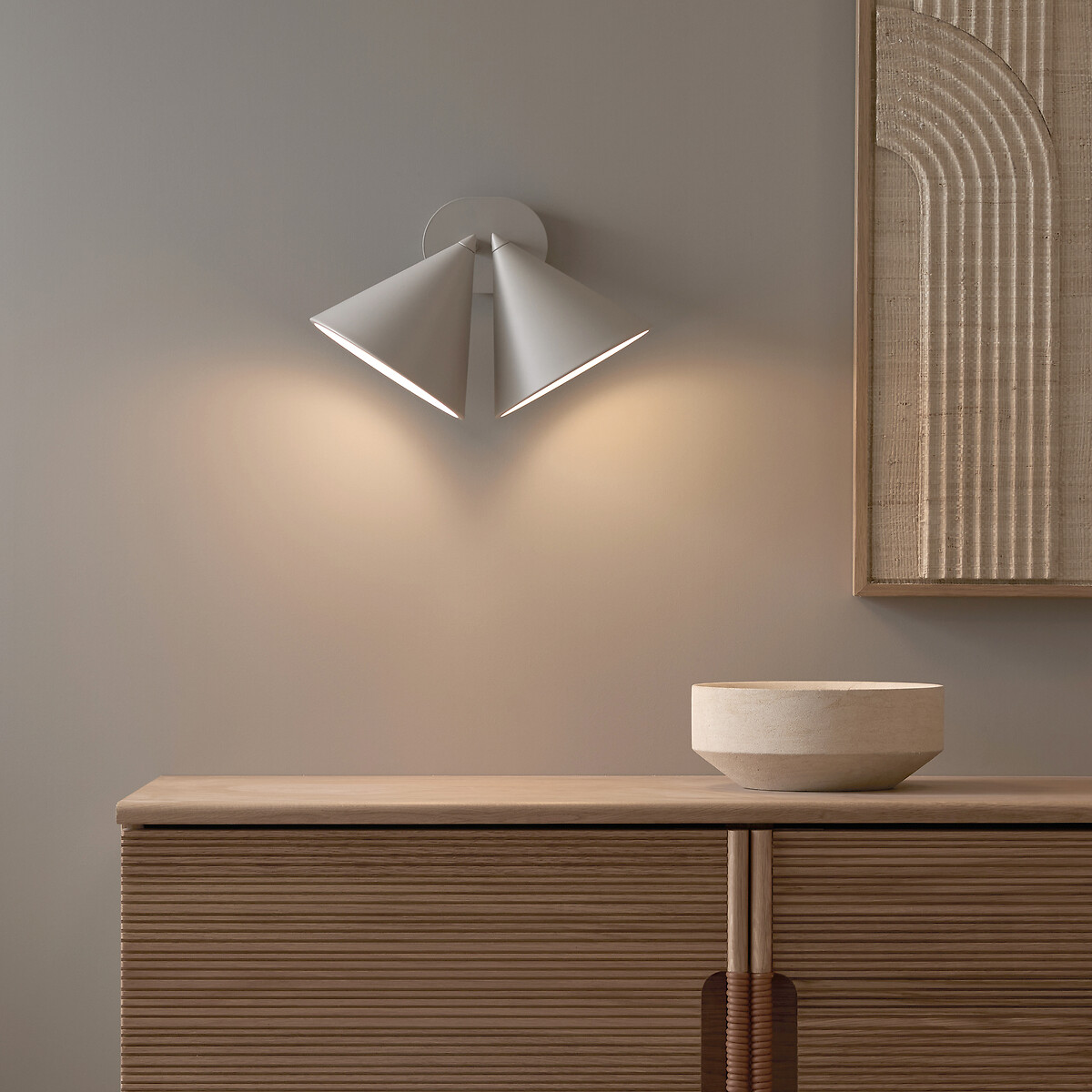 AM.PM<br>Luminária de parede de cone duplo, Moke