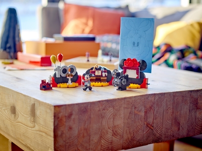 LEGO Eerbetoon aan 100 jaar Disney (40600)