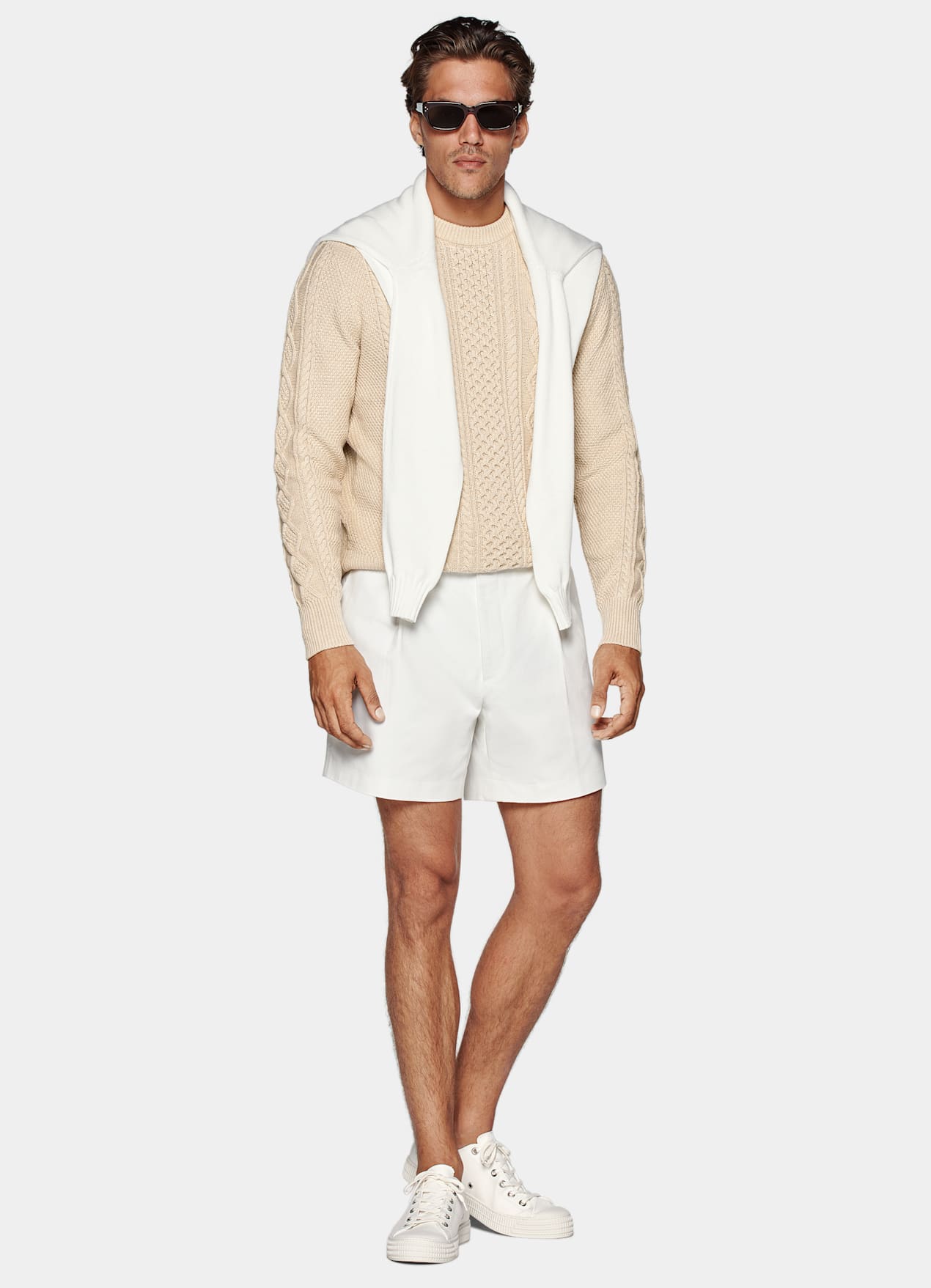 Pull col rond torsadé marron clair
