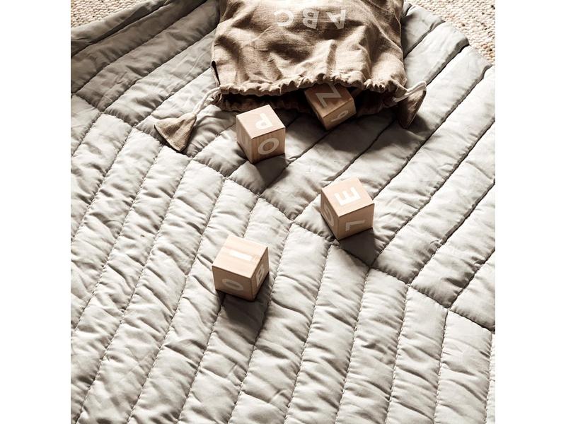 Toddlekind Krabbeldecke Leaf Mat Stone Blatt-Spielmatte aus Bio-Baumwolle