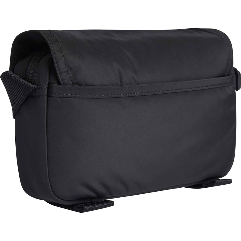 Calvin Klein<br>Crossover Webbing