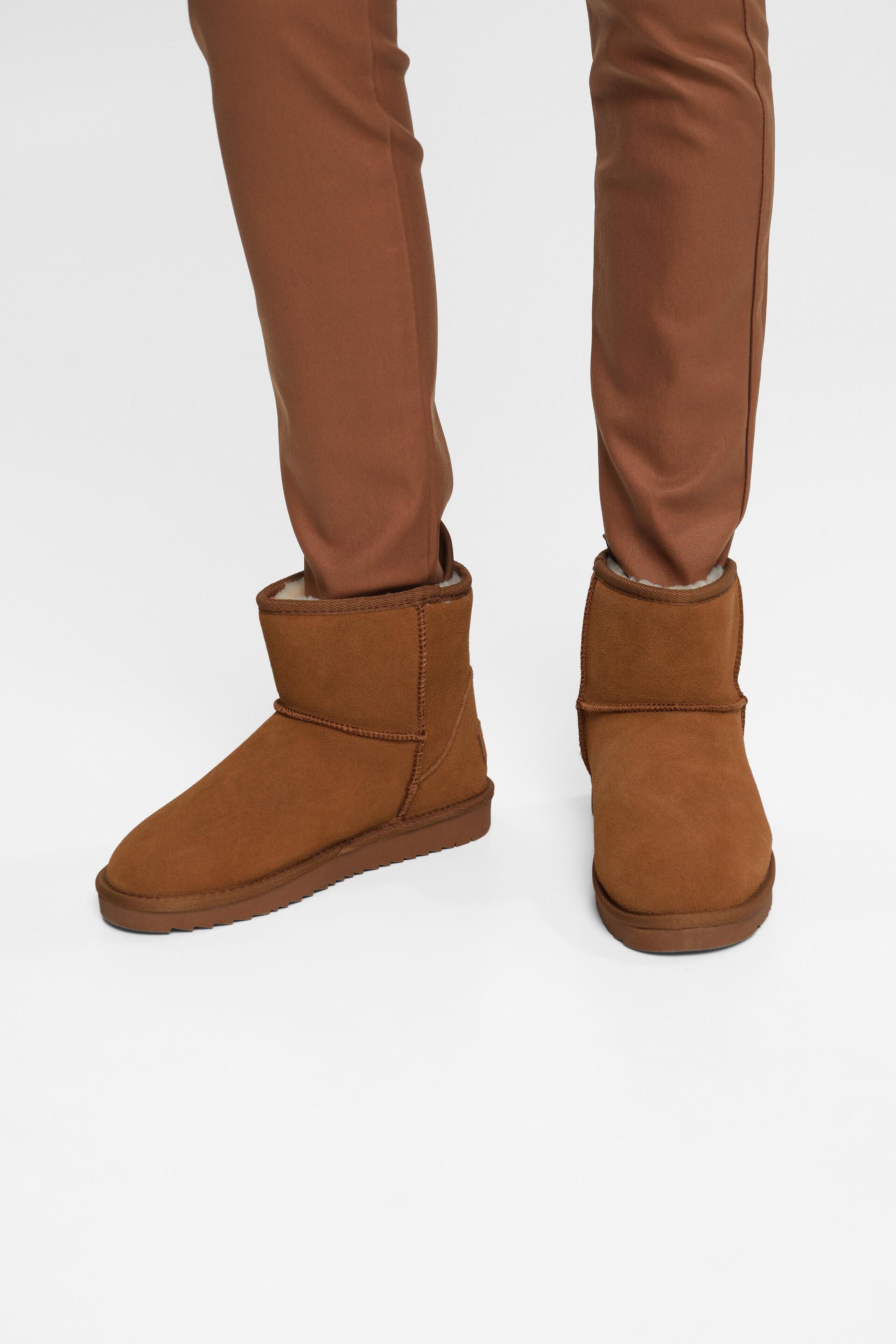 Bottines en daim doublées de fourrure synthétique