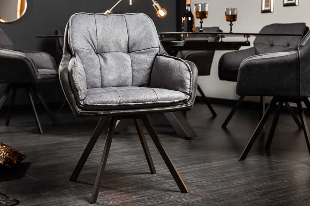 Drehbarer Design Stuhl MR. LOUNGER anthrazit grau Microfaser Flachgewebe mit Armlehne