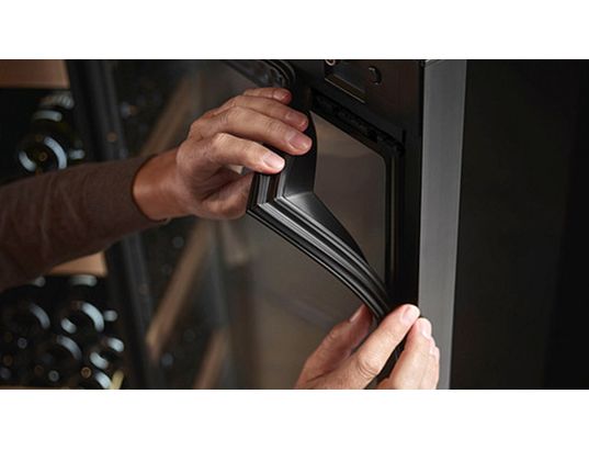 LIEBHERR - Cave à vin de service + vieillissement WPbsi5252