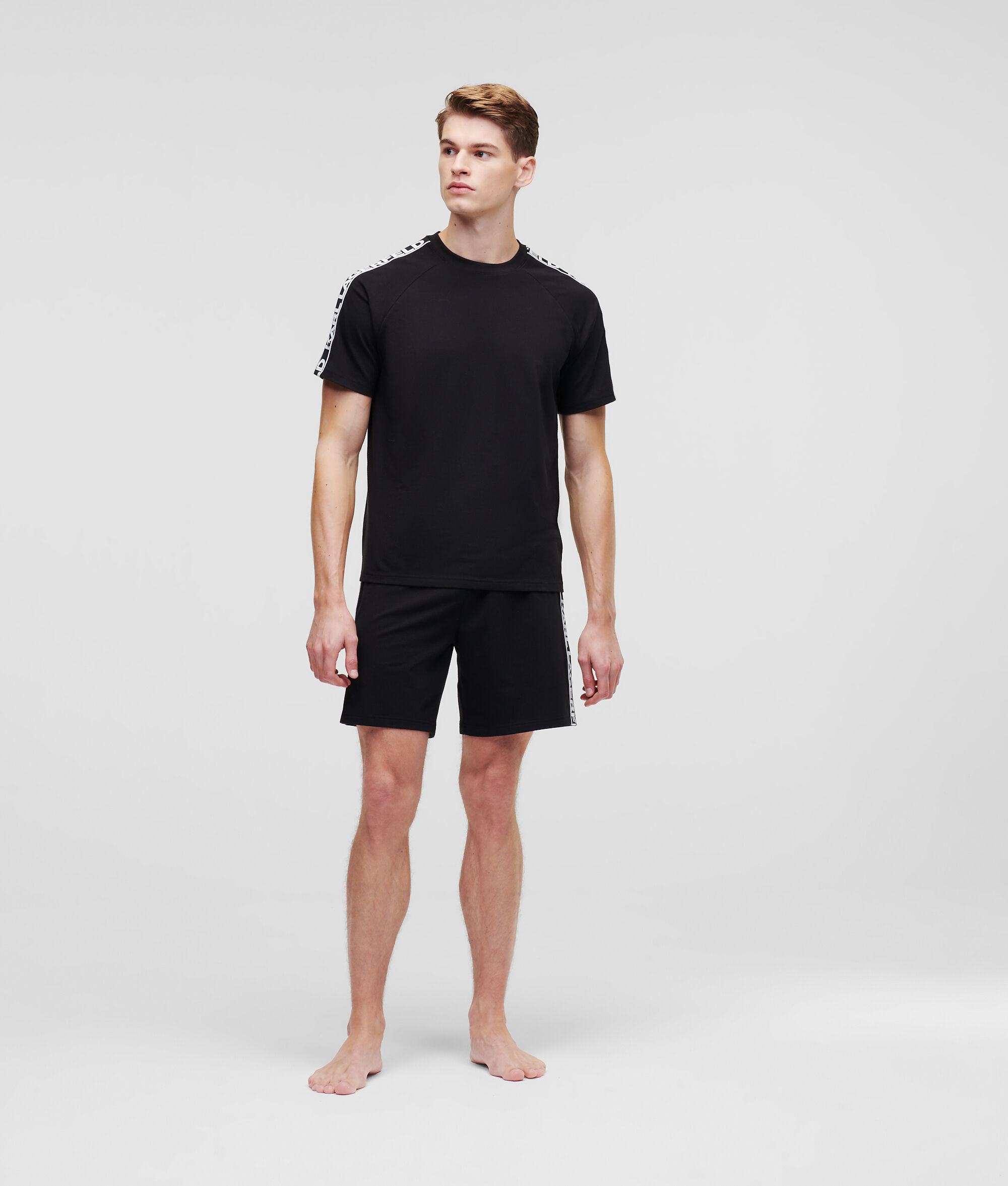 ENSEMBLE PYJAMA SHORT ET T-SHIRT AVEC LOGO KARL