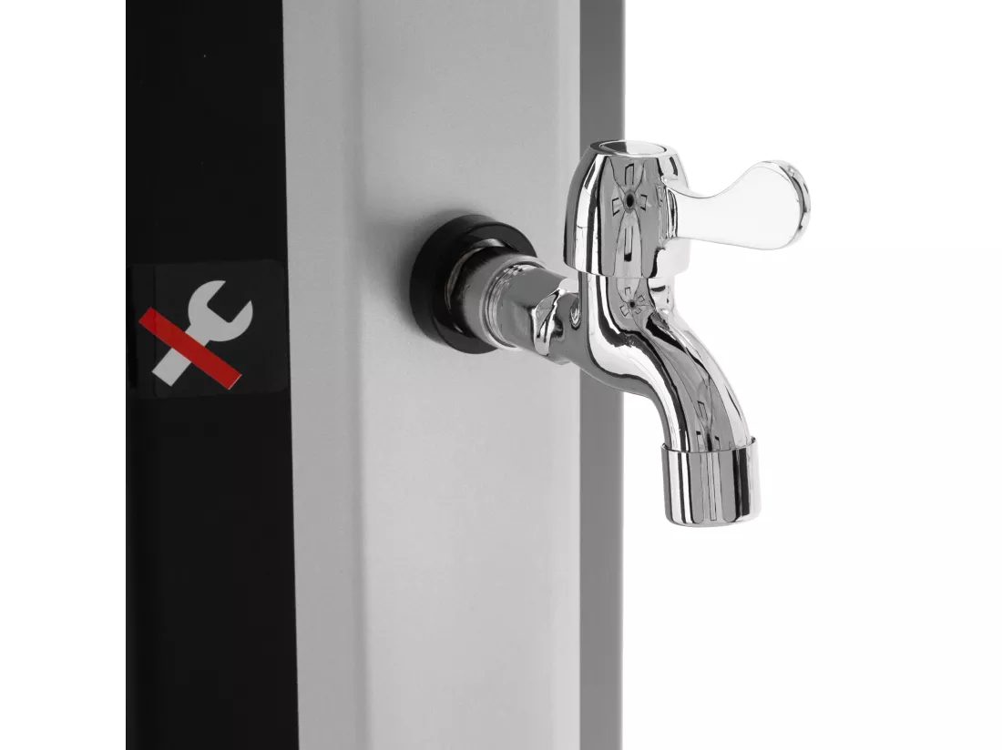 Douche solaire pour l’extérieur 35 litres noir/argent + robinet raccord eau pied
