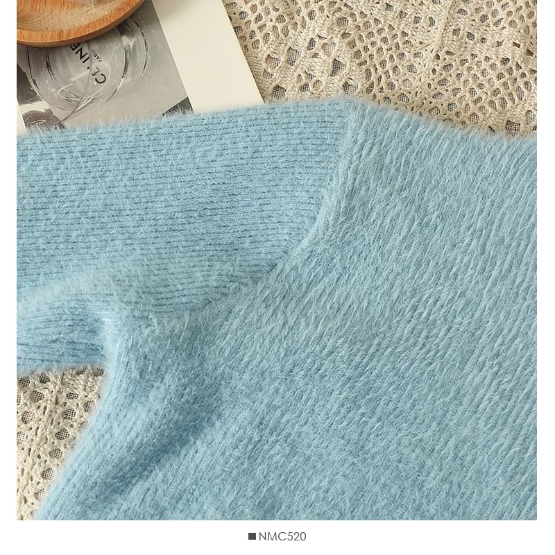 Lemongrass - Geborstelde top met hoge hals en harige breisels in 5 kleuren