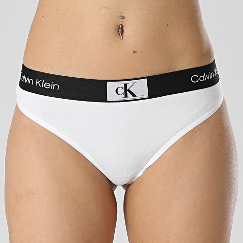 String Femme QF7221E Blanc