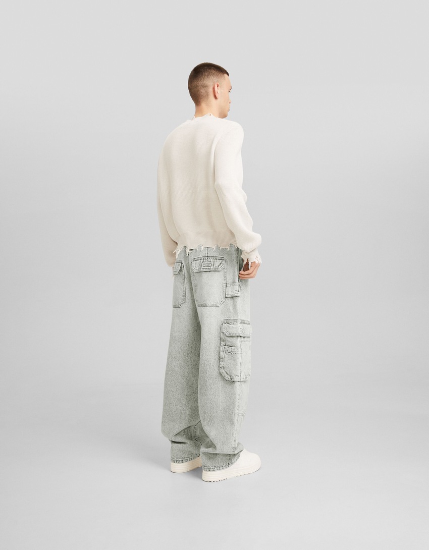calça cargo estilo skater com efeito desbotado