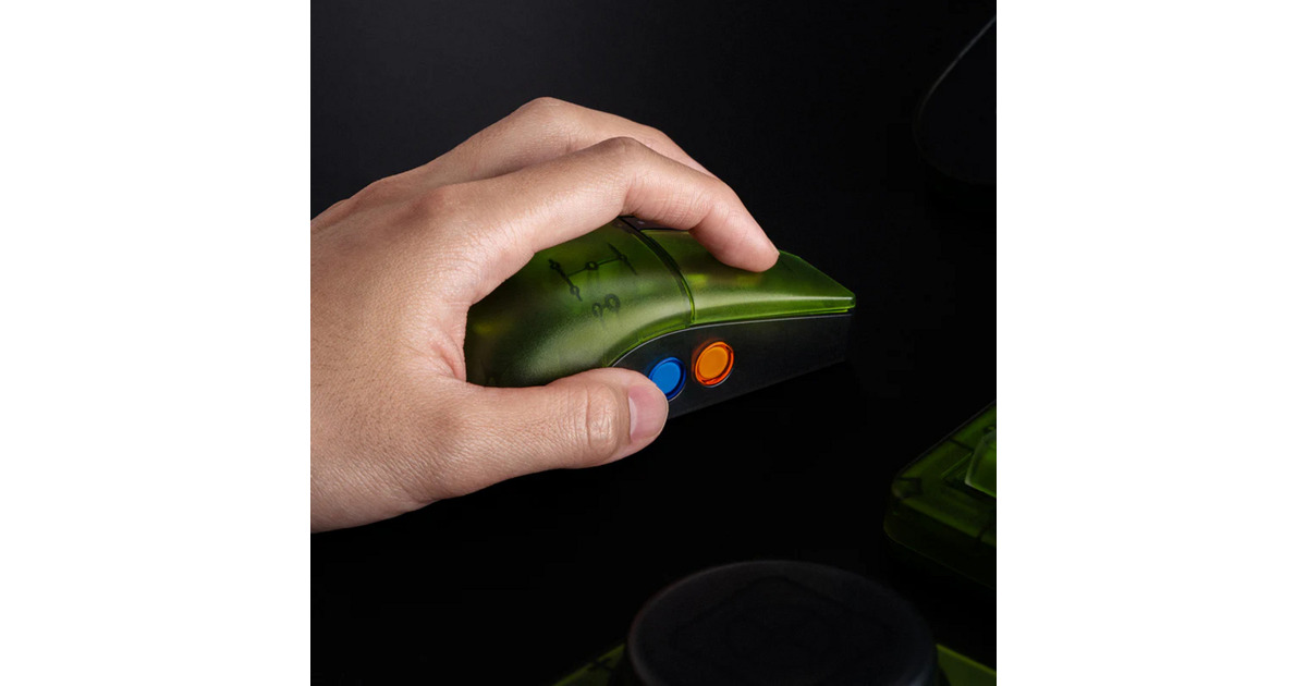 8BitDoRetro R8 Mouse - Xbox Edition  (Groen, 50 - 26000 DPI, Bluetooth / USB-C / 2.4 GHz)