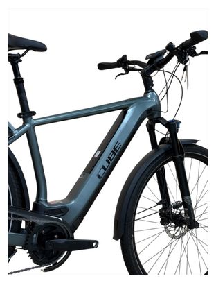 Produit reconditionné . Cube Kathmandu Hybrid Pro 625 SHIMANO 2022 . Vélo électrique . Cube . très bon état